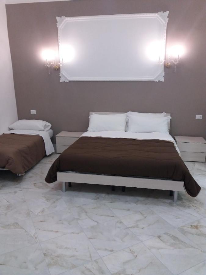 B&Bhotel Emmanuel Napoli Exterior photo