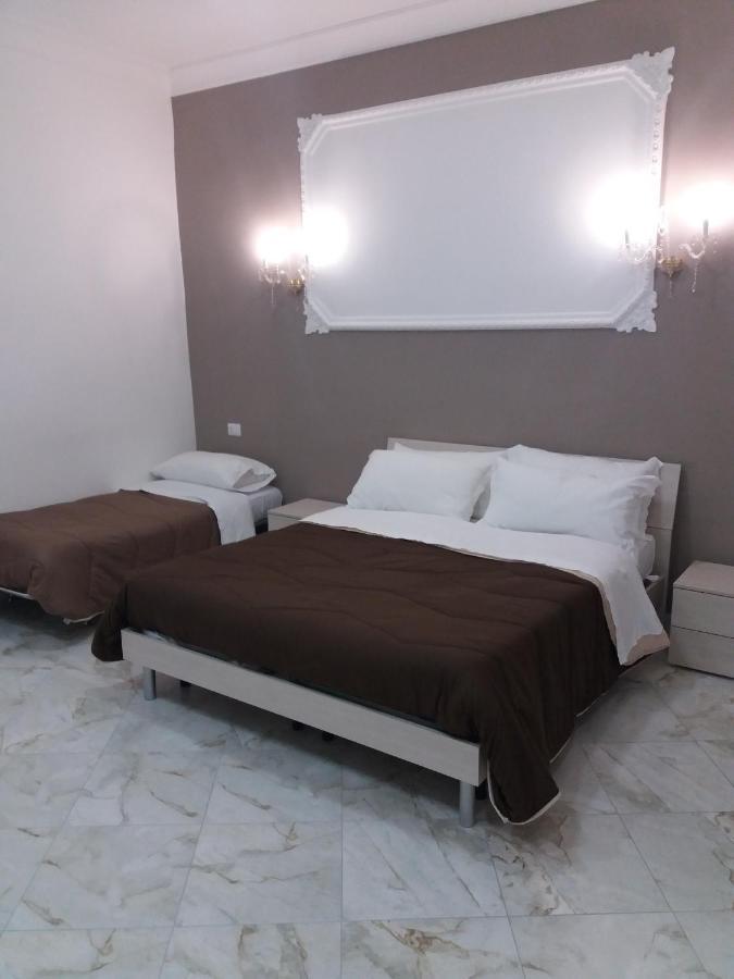 B&Bhotel Emmanuel Napoli Exterior photo